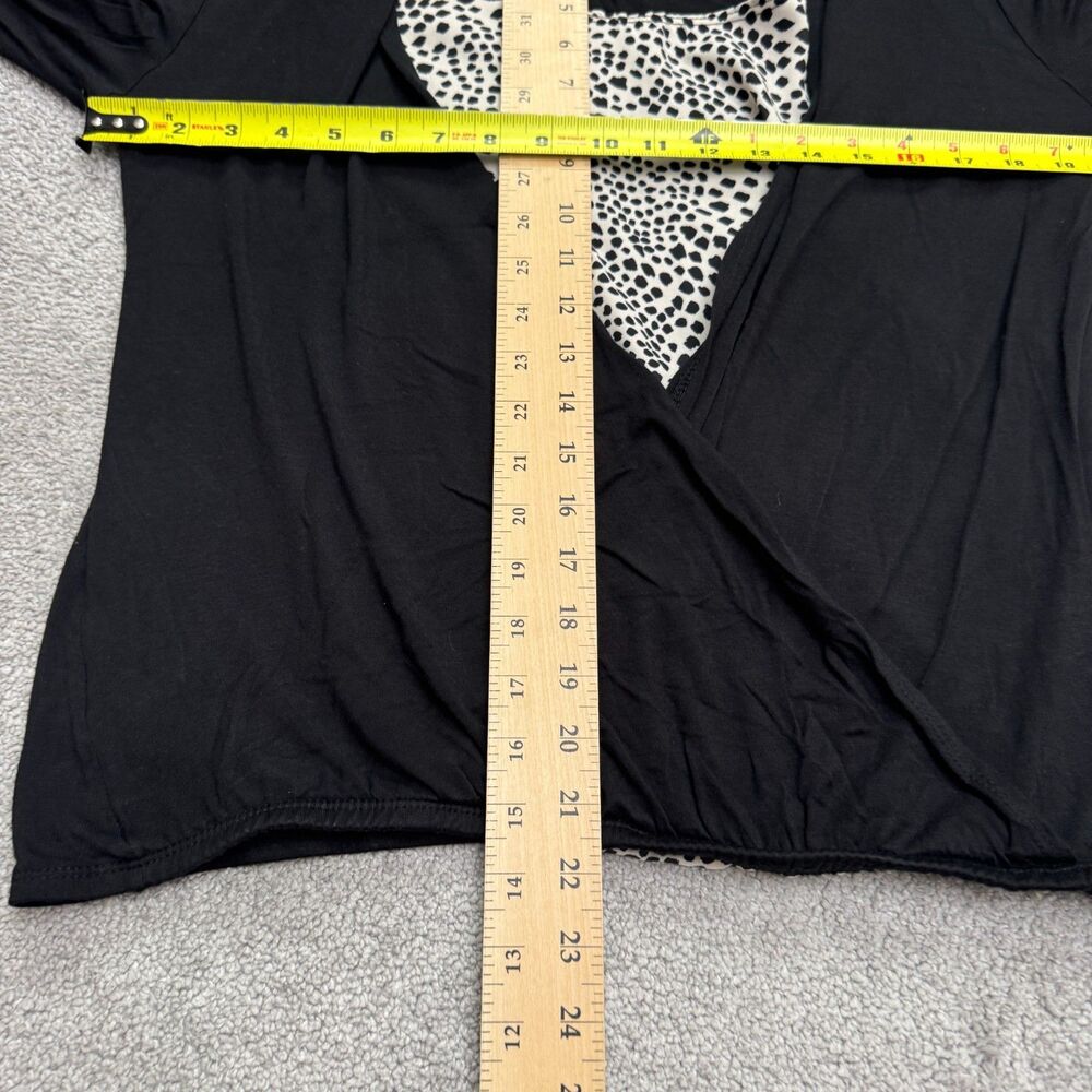 Claudia Richard Wrap Blouse W/ Inner Lining Womens Medium Black Animal Print Top - Picture 7 of 10